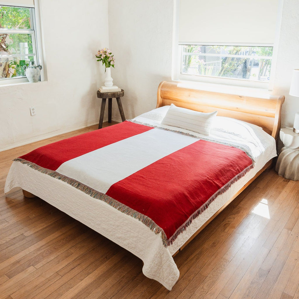 Peru Flag Woven Throw Blanket